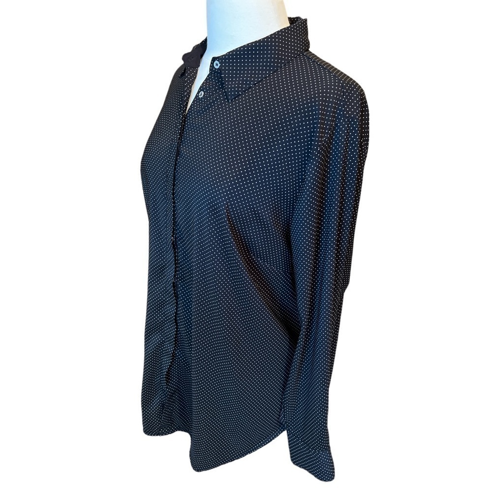 Faith & Zoe Silky Feel Hidden Button Down Easy Wear Oversized fit 1X - Picture 2 of 8